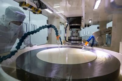 自主創新引領突破，湖北鼎龍控股成功挺進國內主流晶圓廠供應鏈